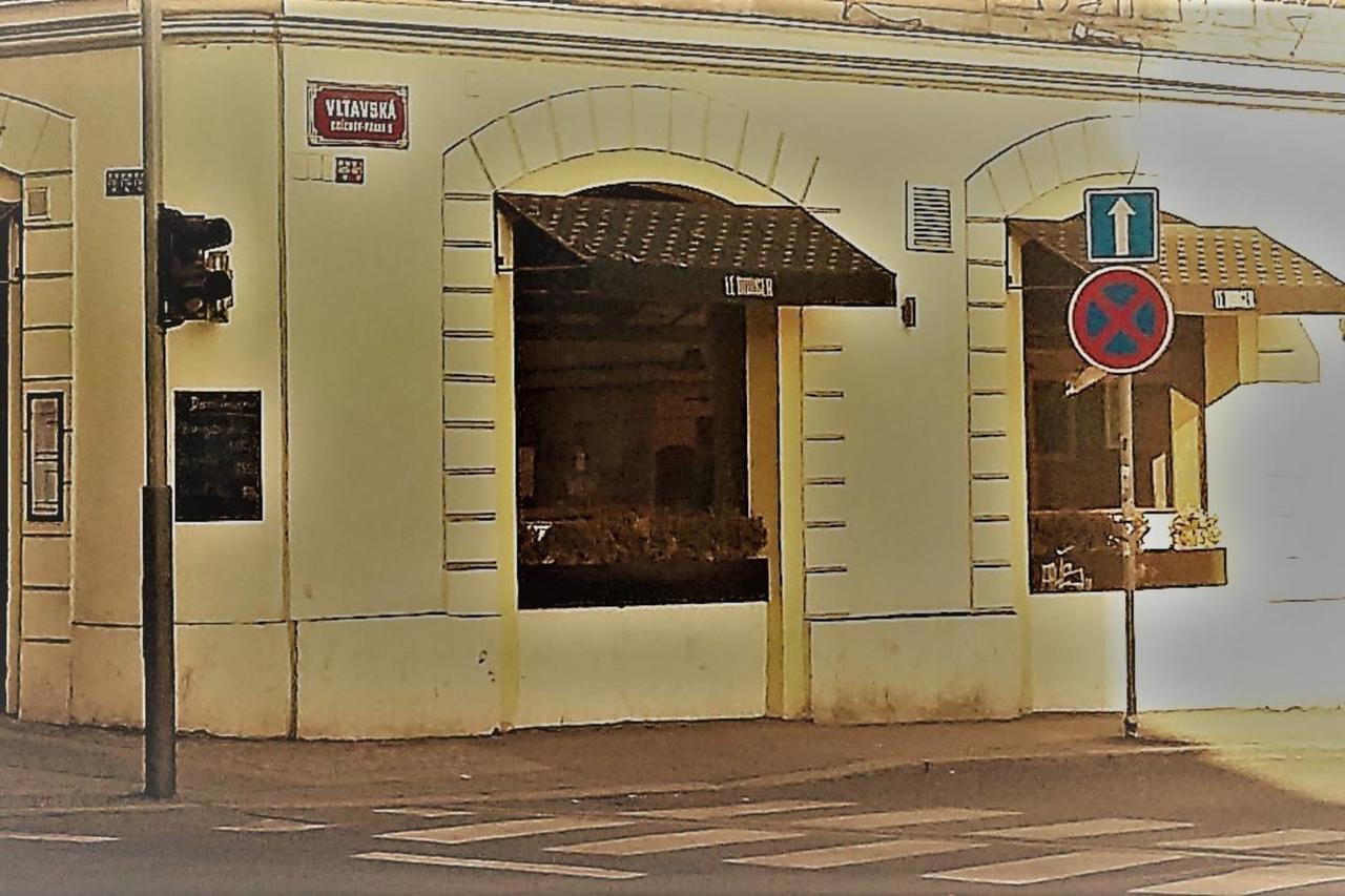Apartment Vltavska F Praga Exterior foto